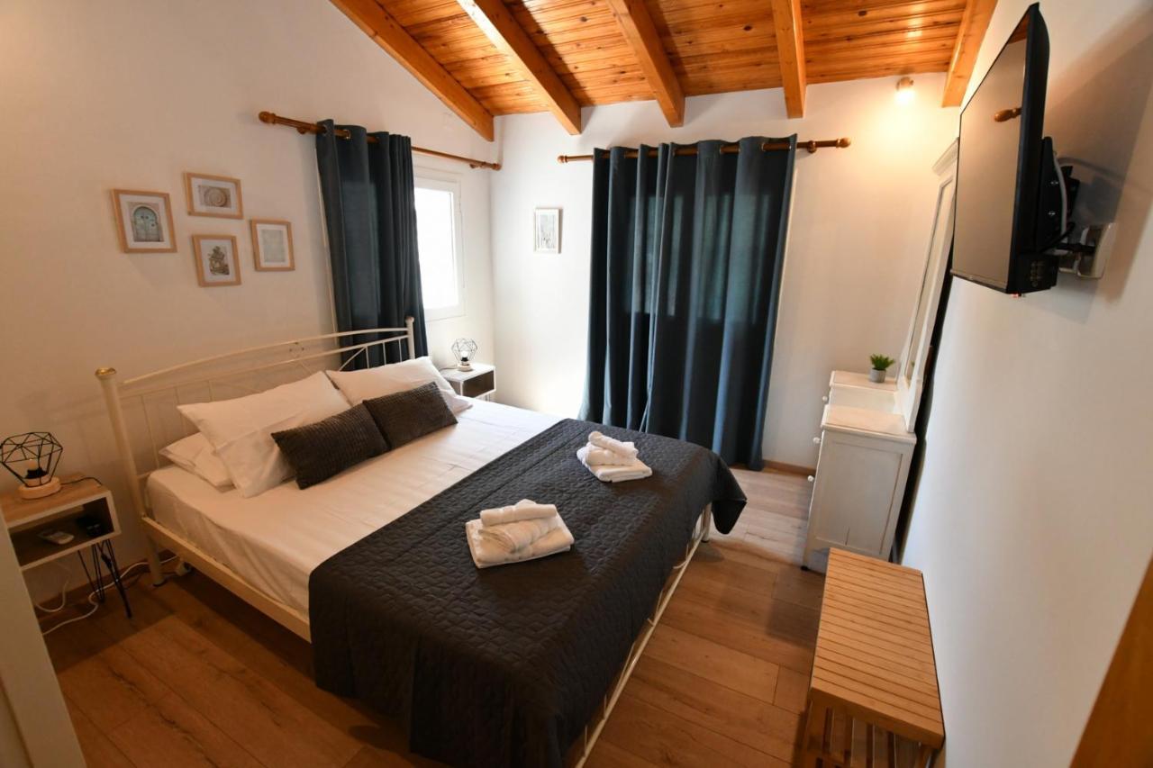 Downtown Loft Apartment เอยิโอ ภายนอก รูปภาพ